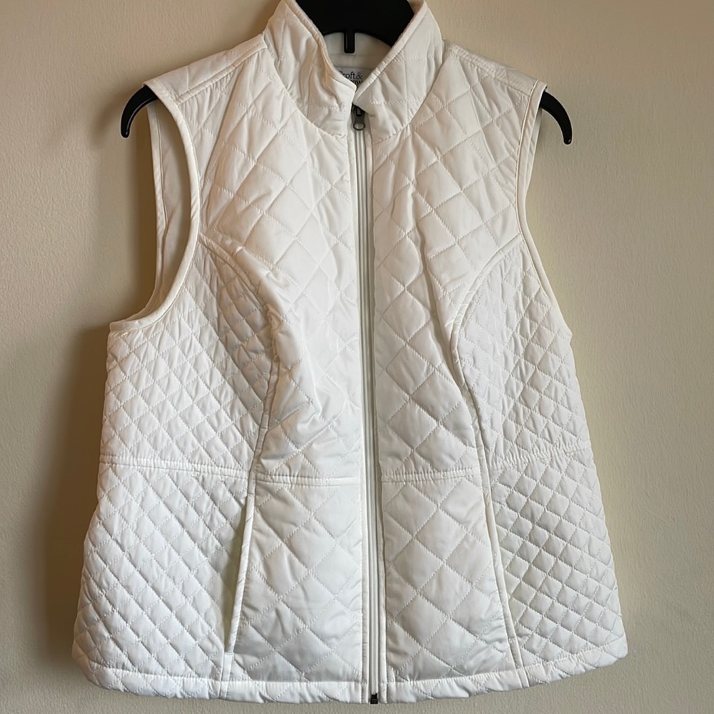 Croft and Barrow classic white quilted vest